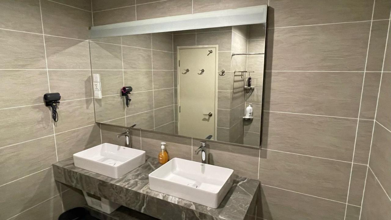 Tatami At Midhills View - Free Disneyplus & Wifi Apartment *